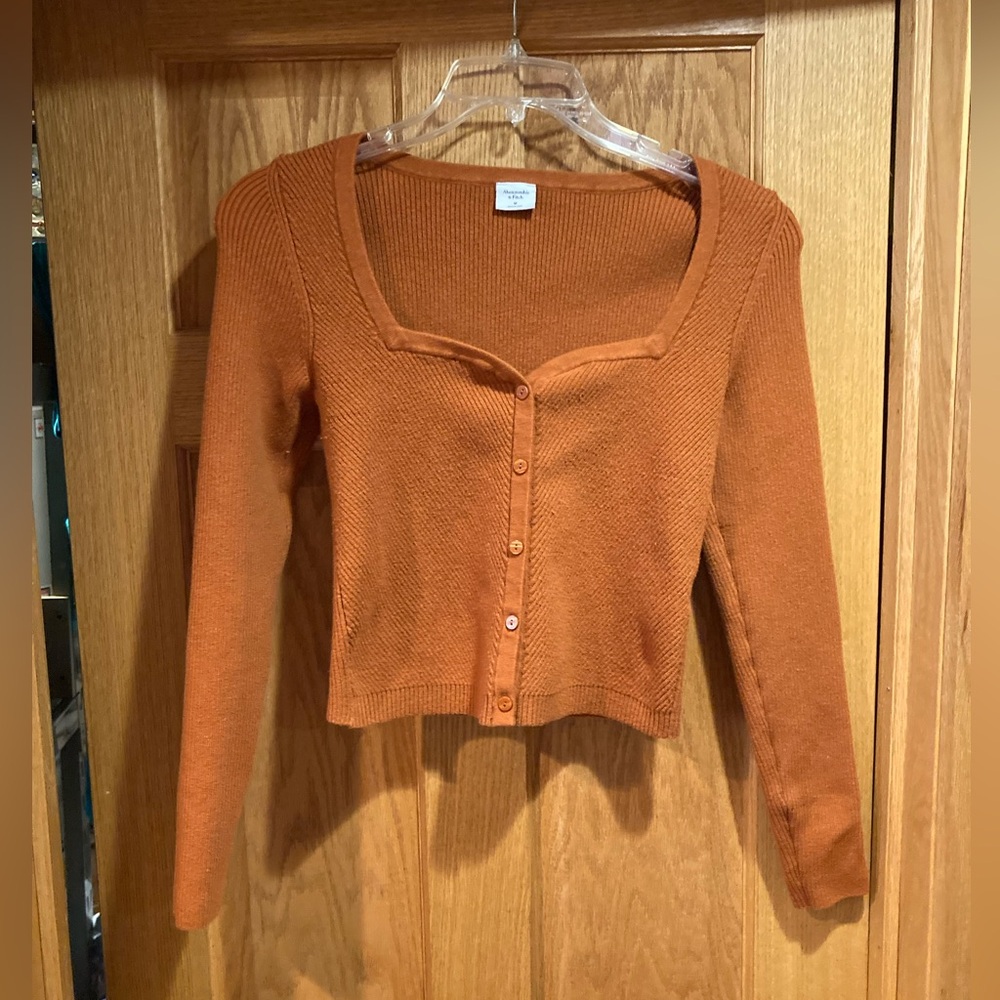 Abercrombie and Fitch ladies cropped sweater.